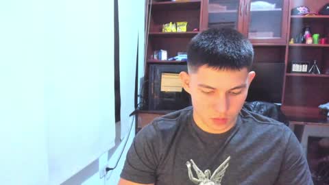 james_cr online show from February 8, 3:30 am