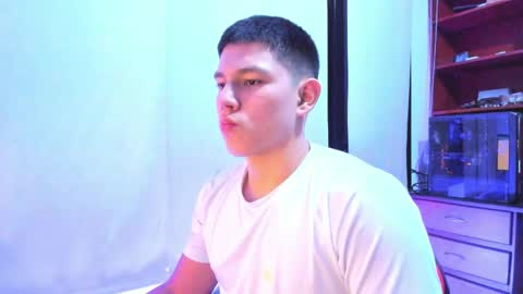 james_cr online show from February 16, 4:09 am