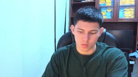 james_cr online show from February 24, 10:14 pm