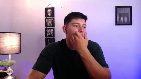 james_cr online show from November 4, 1:48 am