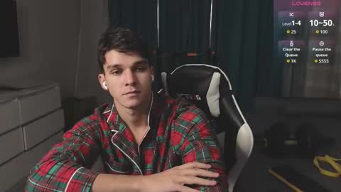 James online show from October 27, 9:19 pm