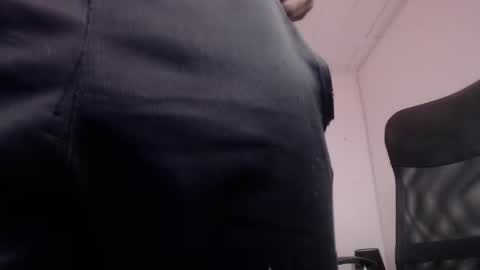 Snapshot of james_mcboy chatting on December 4, 4:27 pm James McBoy online show from December 4, 4:27 pm