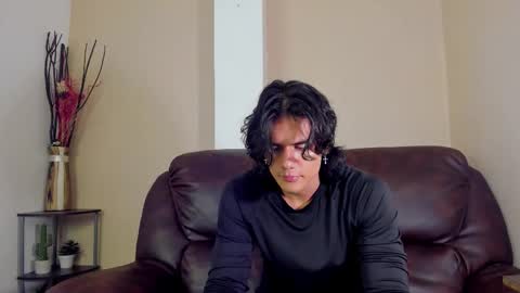 james_morrisonm online show from November 19, 10:32 pm