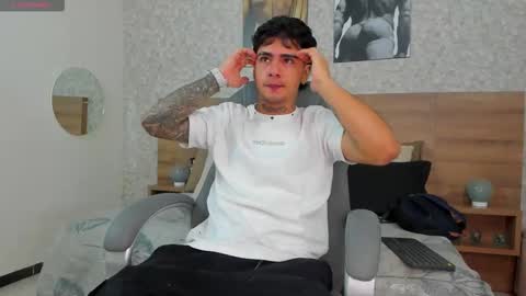 jamesdekker online show from October 12, 1:32 pm