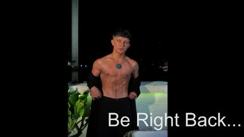 Snapshot of jamesgolden_ chatting on March 10, 12:37 pm jamesgolden_ online show from March 10, 12:37 pm