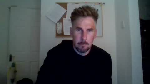 Snapshot of jamesmassion chatting on June 29, 11:38 pm jamesmassion online show from June 29, 11:38 pm