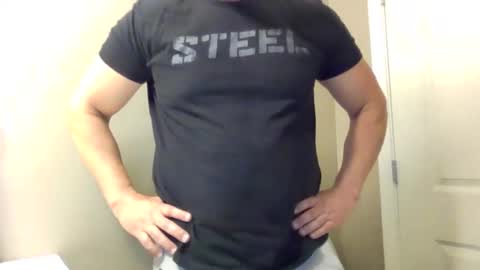 Snapshot of jamesmckendree chatting on November 9, 8:29 pm jamesmckendree online show from November 9, 8:29 pm