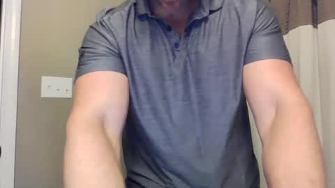 Snapshot of jamesmckendree chatting on February 19, 3:57 am jamesmckendree online show from February 19, 3:57 am