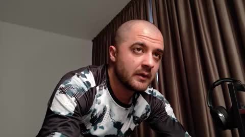 JamesMyers online show from December 21, 9:38 am