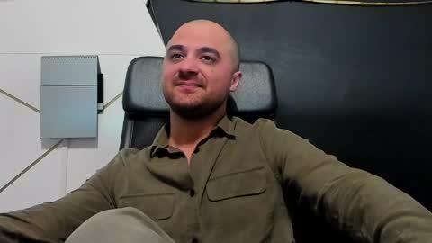 JamesMyers online show from April 23, 5:08 am