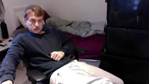 Snapshot of jamesrut1 chatting on October 19, 2:50 pm jamesrut1 online show from October 19, 2:50 pm