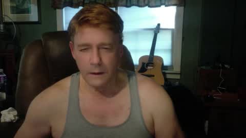 Snapshot of jamesxxxcam chatting on July 8, 8:35 pm James online show from July 8, 8:35 pm
