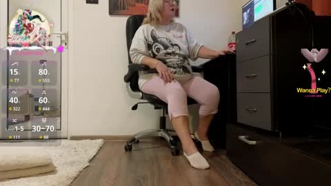 jameyla online show from December 25, 8:51 am