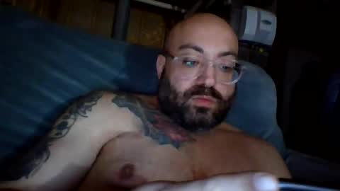 Snapshot of jamie19905 chatting on February 25, 12:03 pm jamie19905 online show from February 25, 12:03 pm