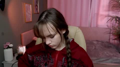 jamie_chung online show from April 12, 3:11 am