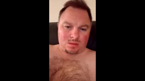 Snapshot of jamiecruz89 chatting on June 4, 2:12 pm jamiecruz89 online show from June 4, 2:12 pm