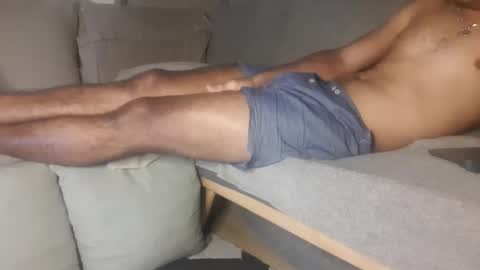 Snapshot of jamielonnas chatting on December 9, 3:22 pm Jamie Lonnas online show from December 9, 3:22 pm