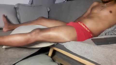 Snapshot of jamielonnas chatting on January 5, 4:59 pm Jamie Lonnas online show from January 5, 4:59 pm