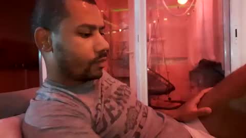 Snapshot of jamielonnas chatting on September 17, 3:24 pm Jamie Lonnas online show from September 17, 3:24 pm