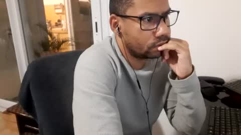 Snapshot of jamielonnas chatting on July 22, 2:14 am Jamie Lonnas online show from July 22, 2:14 am