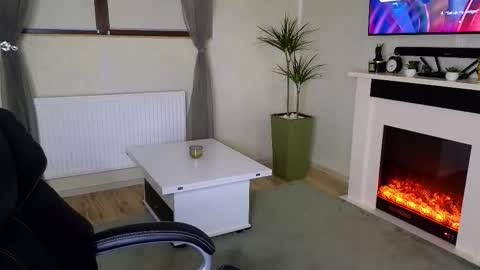 Robbie online show from February 24, 6:33 am