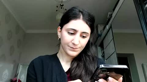 Snapshot of jamikalintz chatting on April 28, 11:04 am Niki online show from April 28, 11:04 am