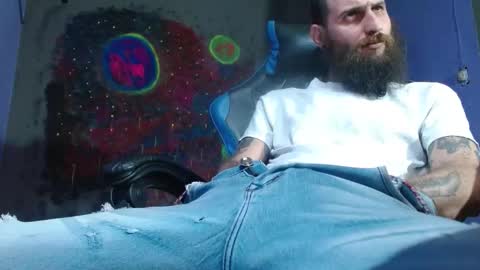 Jammes. online show from January 29, 5:02 pm