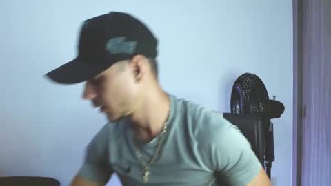 Snapshot of jamzawolf chatting on March 3, 2:07 am jamzawolf online show from March 3, 2:07 am