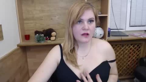 janaloveli online show from February 9, 5:06 pm