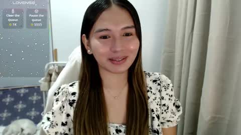 Snapshot of jane_bratxxx chatting on December 17, 10:49 pm YOUR LOVELY JANE online show from December 17, 10:49 pm