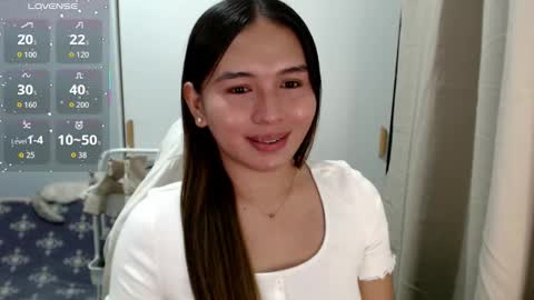 Snapshot of jane_bratxxx chatting on December 21, 11:56 pm YOUR LOVELY JANE online show from December 21, 11:56 pm