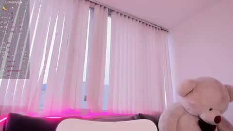 Snapshot of jane_es chatting on February 9, 3:45 pm JANE online show from February 9, 3:45 pm