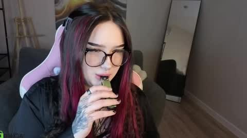 Snapshot of jane_goddesss chatting on April 16, 1:28 am Jane online show from April 16, 1:28 am