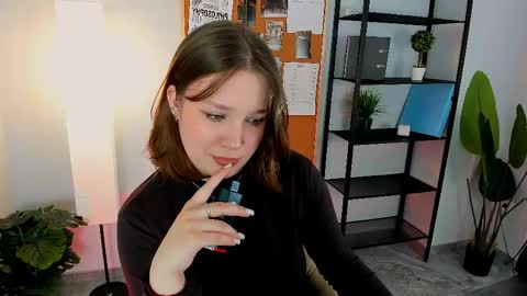 Jane online show from April 21, 3:17 pm