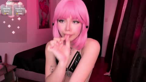 Snapshot of janeruss_ chatting on March 12, 10:39 pm Jane online show from March 12, 10:39 pm