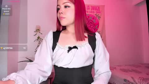 Snapshot of janeruss_ chatting on September 18, 1:40 am Jane online show from September 18, 1:40 am