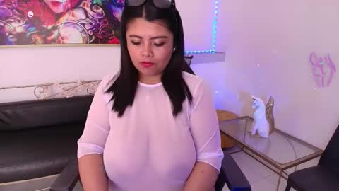 Janeth online show from October 6, 8:06 pm