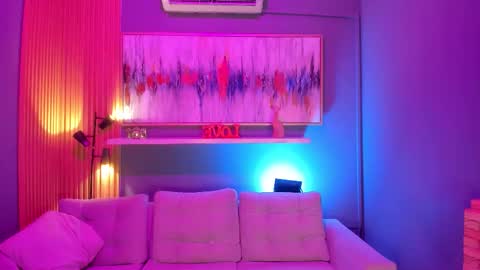 Janinne  online show from March 12, 11:16 am