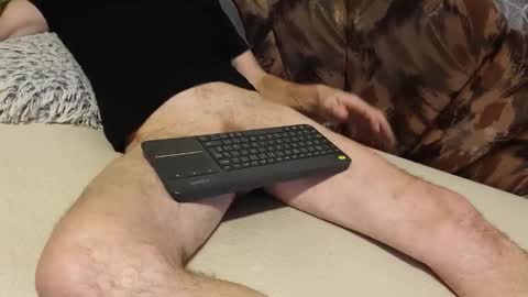 Snapshot of janisabe chatting on December 25, 2:35 am msk online show from December 25, 2:35 am