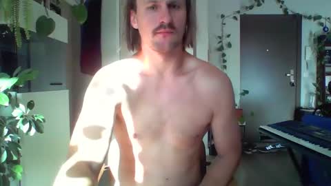 jankujan online show from September 17, 7:54 am