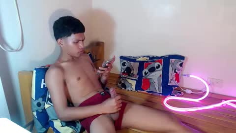 janlloyd04 online show from September 12, 3:01 pm