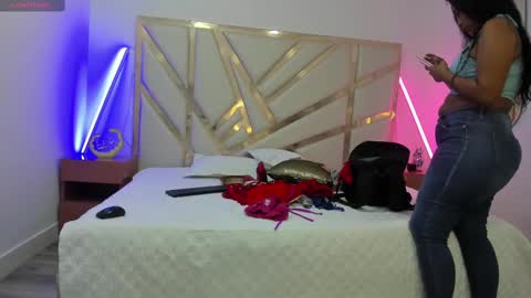 Janna online show from October 26, 3:45 am