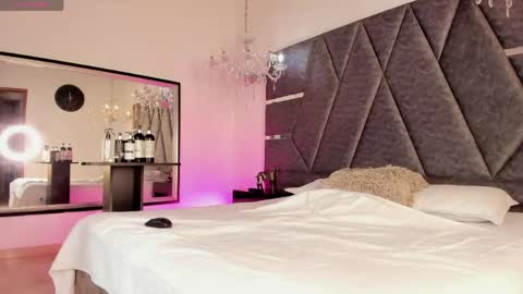 Janna online show from April 19, 4:01 am