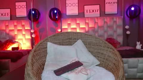 Snapshot of janne_loving chatting on October 13, 11:54 am janne online show from October 13, 11:54 am