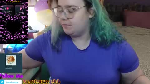 Snapshot of jannet_star chatting on February 11, 10:04 am Jannet online show from February 11, 10:04 am