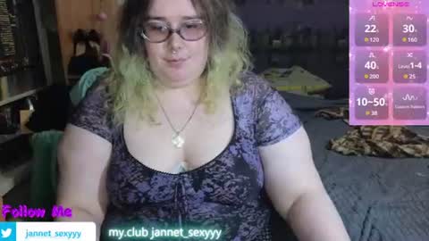 Snapshot of jannet_star chatting on July 23, 9:46 pm Jannet online show from July 23, 9:46 pm