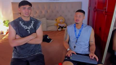 janomar01 online show from November 10, 6:40 pm