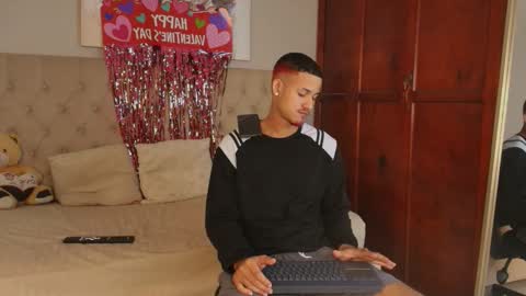 janomar01 online show from February 16, 6:48 pm