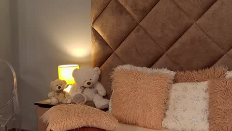 Snapshot of jaquelinemerlot chatting on December 11, 7:31 am jaquelinemerlot online show from December 11, 7:31 am