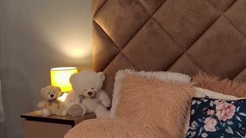 Snapshot of jaquelinemerlot chatting on December 12, 7:41 am jaquelinemerlot online show from December 12, 7:41 am